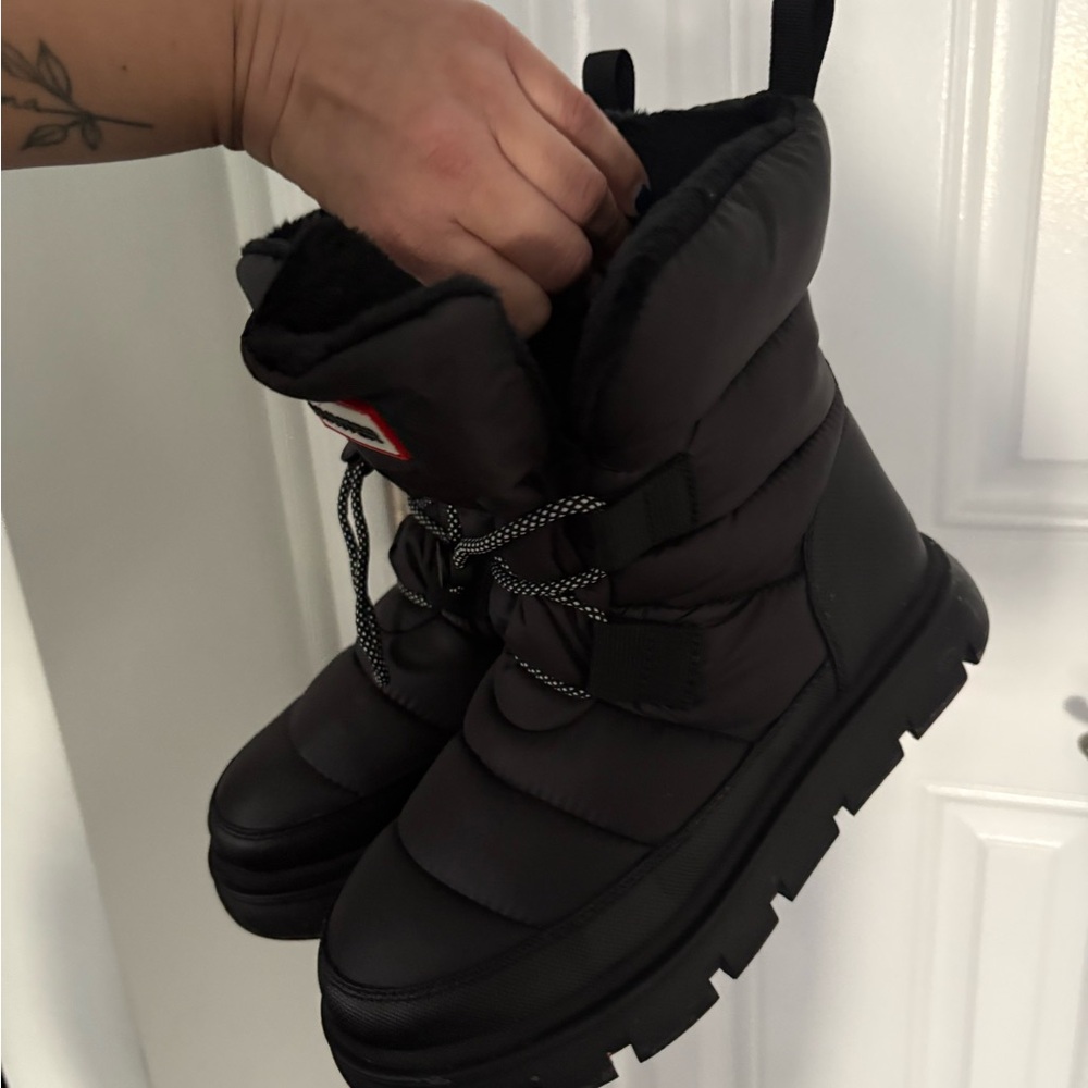 Hunter Black Insulated Boots - Picture 2 of 4